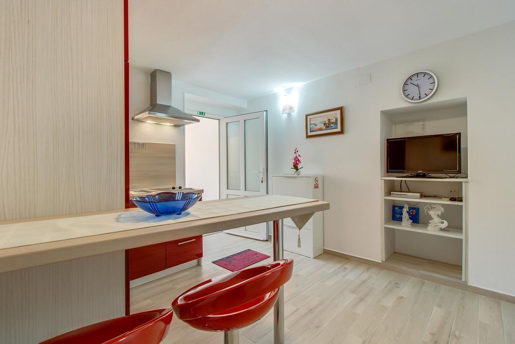 Apartments Leila Mali Lošinj Εξωτερικό φωτογραφία